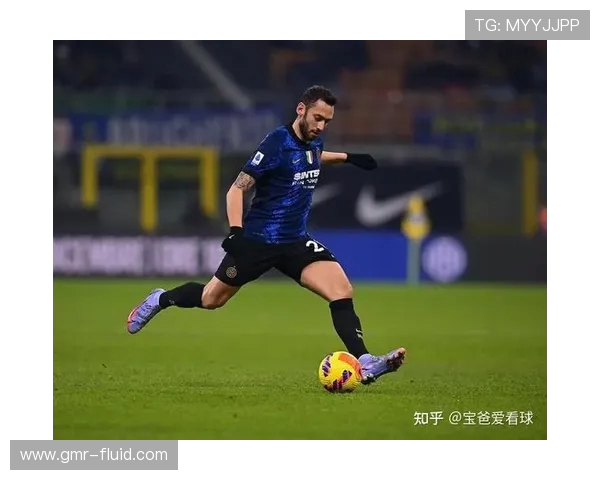 《百场荣光恰尔汗奥卢千钧时刻铸就土耳其传奇》 《百场荣光恰尔汗奥卢千钧时刻铸就土耳其传奇》